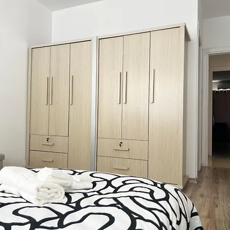 Albert's Center 21 아파트 *