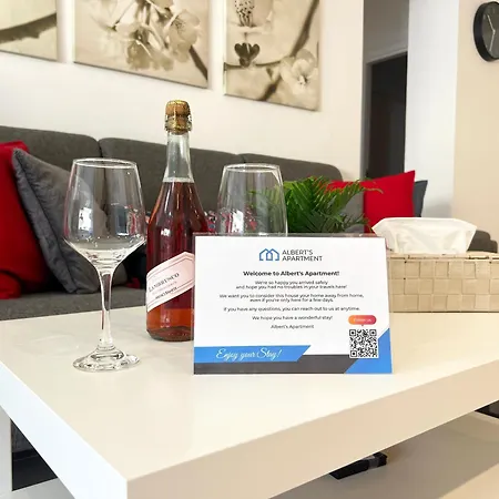 Apartment Albert's Center 21 Larnaca