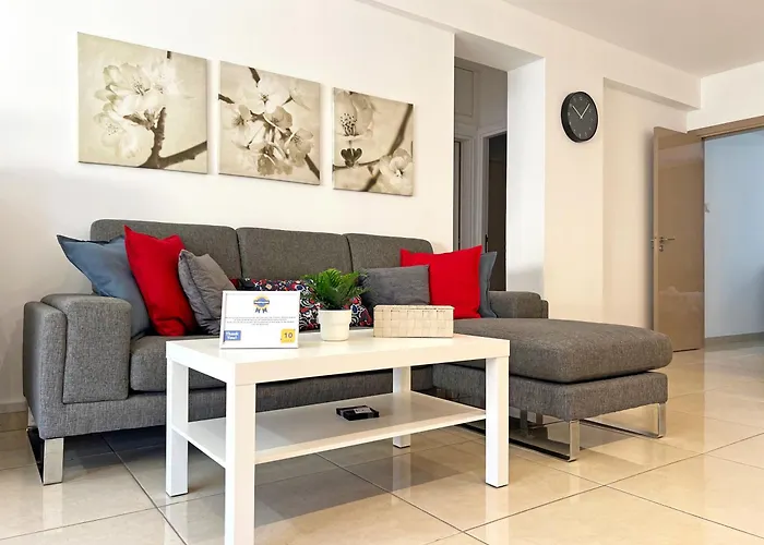 Albert's Center 21 *